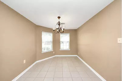 11219 Hall Terrace Court, Houston, TX 77075 - Photo 10