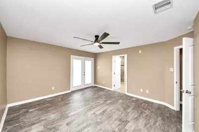 11219 Hall Terrace Court, Houston, TX 77075 - Photo 12