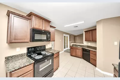 11219 Hall Terrace Court, Houston, TX 77075 - Photo 8
