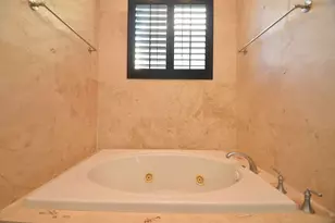 1818 Binz St, Houston, TX 77004 - Photo 32