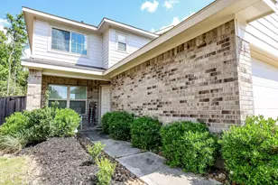 1304 Winding Willow Dr, Pinehurst, TX 77362 - Photo 1