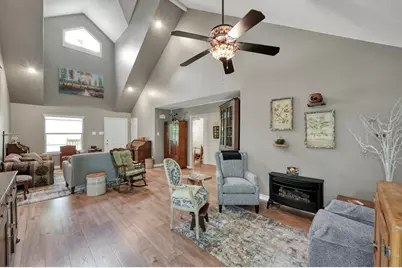 197 Sunset Lake, Huntsville, TX 77340 - Photo 12
