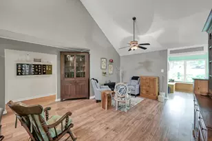 197 Sunset Lake, Huntsville, TX 77340 - Photo 10
