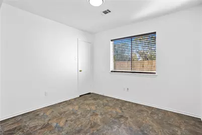 1114 Lochmoor Lane, Pearland, TX 77546 - Photo 10