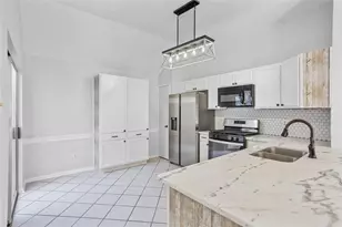 1114 Lochmoor Ln, Pearland, TX 77581 - Photo 6