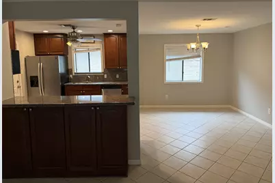 38 Campeche Circle, Galveston, TX 77554 - Photo 4