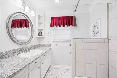 1502 Adkins Road, Houston, TX 77055 - Photo 24