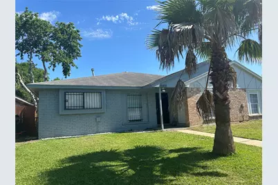 12808 Dairy Brook Drive, Houston, TX 77099 - Photo 2