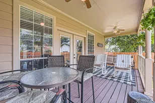806 E 29th St, Houston, TX 77009 - Photo 4
