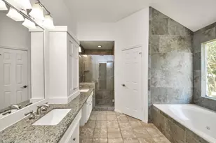 2502 Fairwind Dr, Houston, TX 77062 - Photo 36