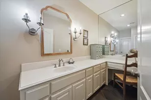 1002 Cowards Creek Ct, Friendswood, TX 77546 - Photo 38