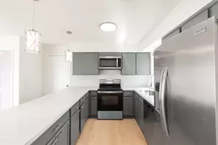 6423 Coachwood Dr, Houston, TX 77035 - Photo 12