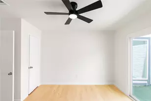 6423 Coachwood Dr, Houston, TX 77035 - Photo 18