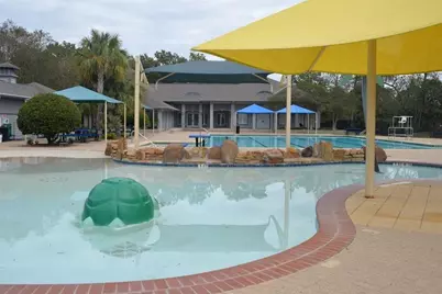 13610 Popes Creek Lane, Houston, TX 77044 - Photo 32