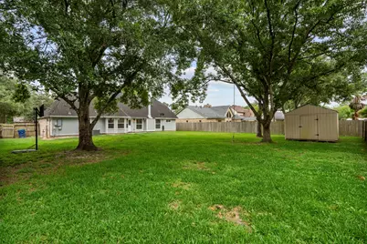 1107 Londonderry Avenue, Friendswood, TX 77546 - Photo 30