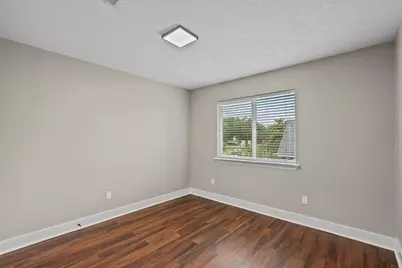 1107 Londonderry Avenue, Friendswood, TX 77546 - Photo 26