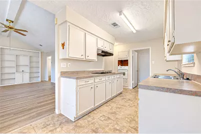 12230 Meadowdale Drive, Meadows Place, TX 77477 - Photo 10