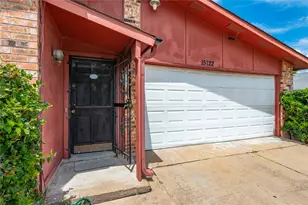 15722 Corsair Rd, Houston, TX 77053 - Photo 2