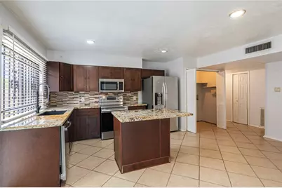 15722 Corsair Road, Houston, TX 77053 - Photo 6
