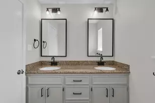 11418 Valley Stream Dr, Houston, TX 77043 - Photo 26