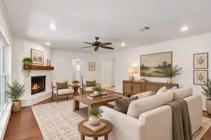 11418 Valley Stream Dr, Houston, TX 77043 - Photo 16