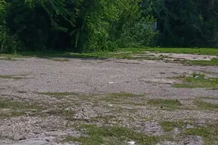 8936 Cullen Blvd, Houston, TX 77051 - Photo 1