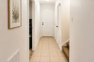 7805 Leonora St, Houston, TX 77061 - Photo 2