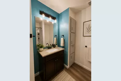 7805 Leonora Street, Houston, TX 77061 - Photo 10