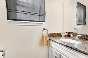 5431 Crown Colony, Houston, TX 77069 - Photo 22
