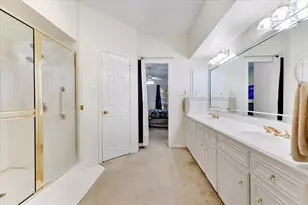 5431 Crown Colony, Houston, TX 77069 - Photo 20