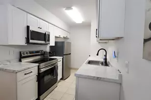 2100 Wilcrest Dr, Houston, TX 77042 - Photo 14