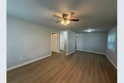 4706 N Wayside, Houston, TX 77028 - Photo 2