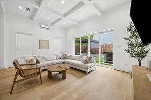 826 Nadine St, Houston, TX 77009 - Photo 16