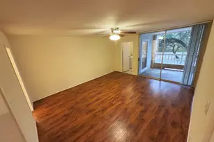 2210 Dorrington St, Houston, TX 77030 - Photo 14