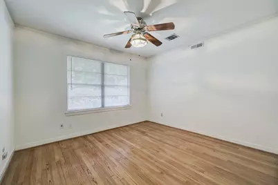 4002 Portsmouth Avenue, Houston, TX 77027 - Photo 14
