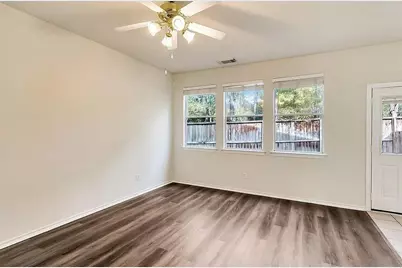 2 Peachridge Place, The Woodlands, TX 77382 - Photo 22