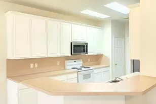 2 Peach Ridge Pl, The Woodlands, TX 77382 - Photo 20