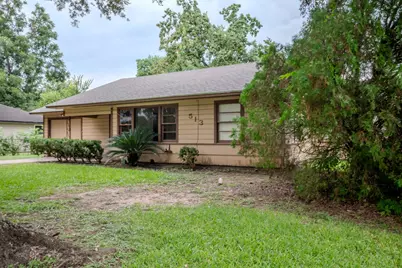 513 Frankie Street, Wharton, TX 77488 - Photo 4