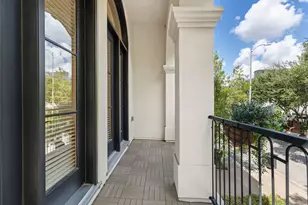 1303 W Bell St, Houston, TX 77019 - Photo 18