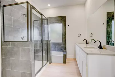 10514 Ashville Drive, Houston, TX 77051 - Photo 10