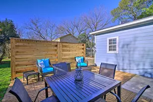 811 W Schubert St, Fredericksburg, TX 78624 - Photo 6