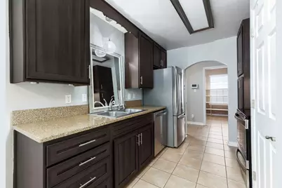 811 W Schubert Street, Fredericksburg, TX 78624 - Photo 18