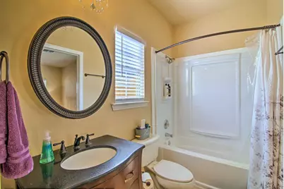 811 W Schubert Street, Fredericksburg, TX 78624 - Photo 14