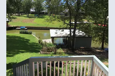 128 W Village Cove Loop, Livingston, TX 77351 - Photo 4