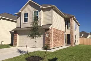 704 South Ella Creek Drive, Houston, TX 77067 - Photo 1