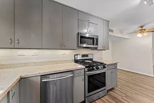 10613 Willowgrove Dr, Houston, TX 77035 - Photo 10