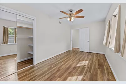 10613 Willowgrove Drive, Houston, TX 77035 - Photo 26