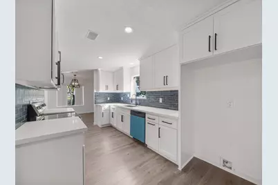 2311 Chestnut Oak Place, The Woodlands, TX 77380 - Photo 10