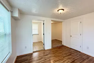 232 S Tesch St, Bellville, TX 77418 - Photo 10