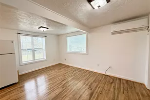 232 S Tesch St, Bellville, TX 77418 - Photo 6